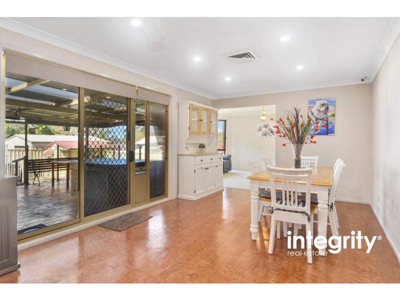 37 Devlin Avenue, North Nowra NSW 2541