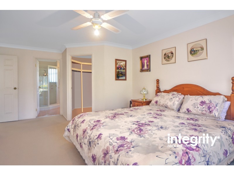 68 Stringybark Road, Nowra Hill NSW 2540