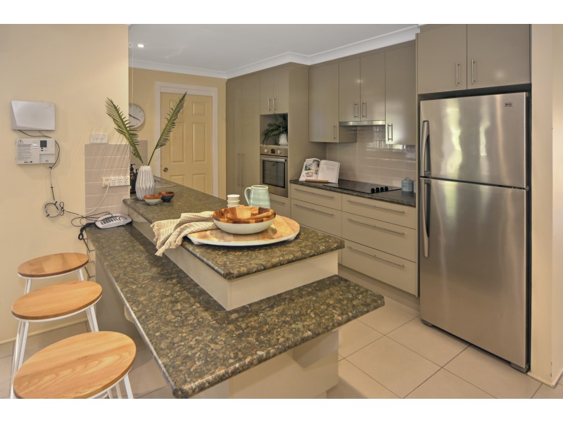 1 Rosewood Close, Nowra NSW 2541