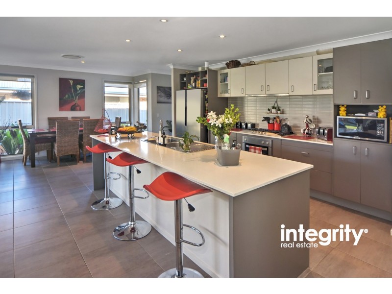 70 Rayleigh Drive, Worrigee NSW 2540