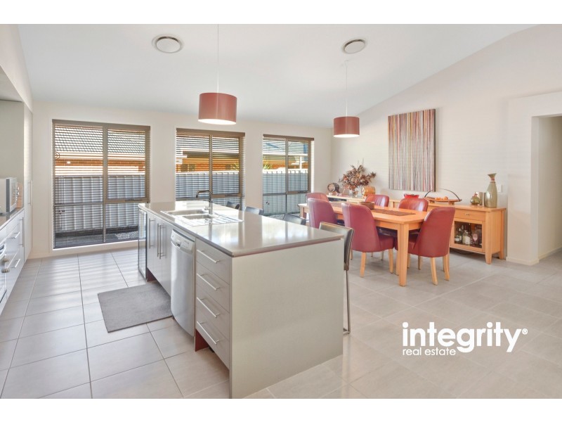 10 Gumnut Way, North Nowra NSW 2541