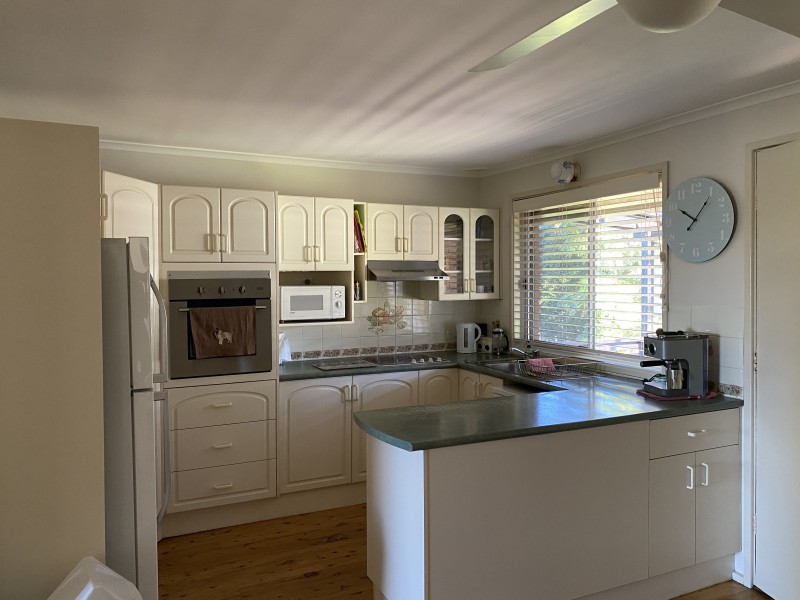 7 Kahlua Street, Bomaderry NSW 2541