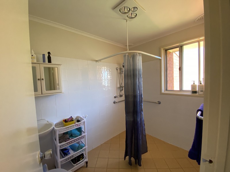 7 Kahlua Street, Bomaderry NSW 2541