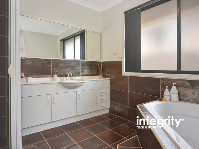 12 Narwee Link, Nowra NSW 2541