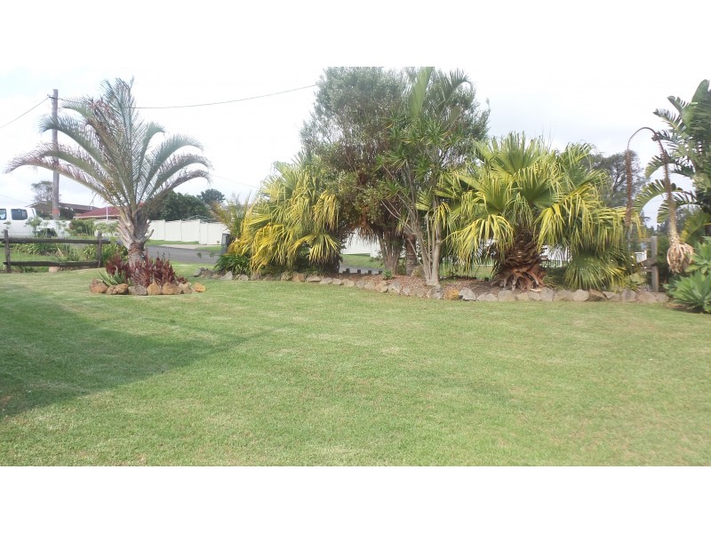 25 Spies Avenue, Greenwell Point NSW 2540