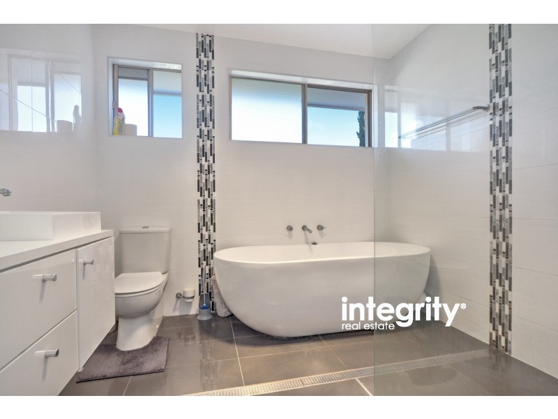 10 Riverview Road, Nowra NSW 2541