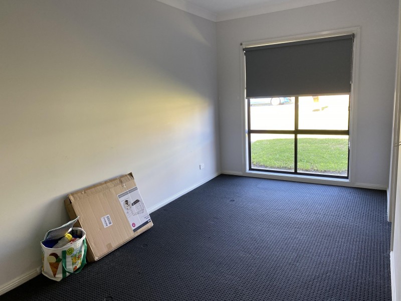 5 Alata Crescent, South Nowra NSW 2541