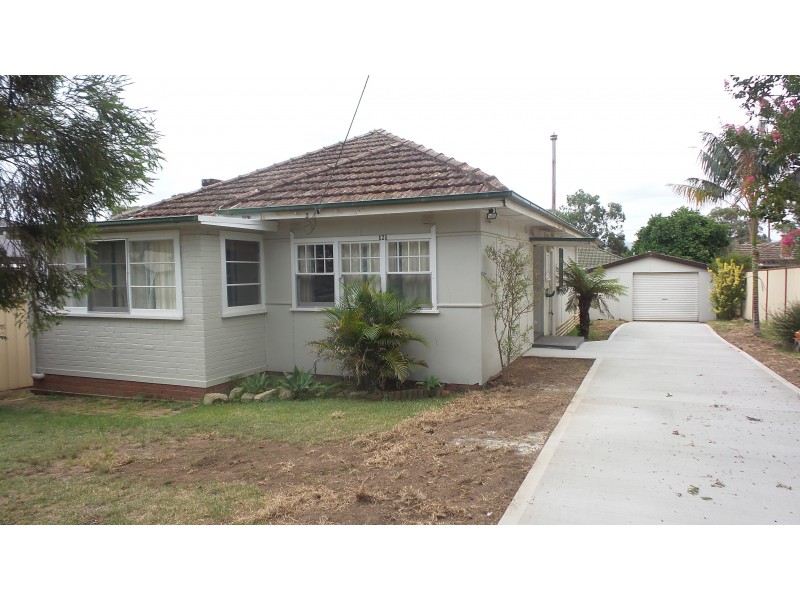 121 Plunkett Street, Nowra NSW 2541