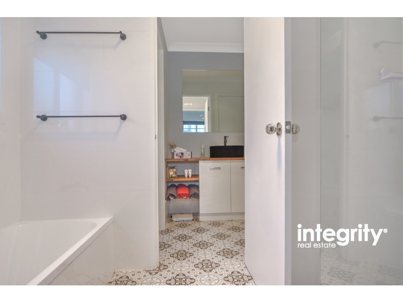 3 Illawarra Circuit, Worrigee NSW 2540