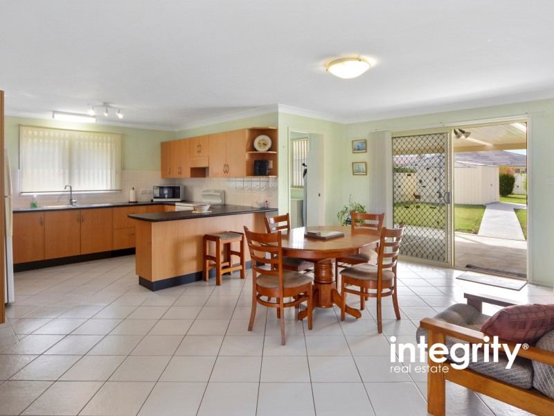17 Costa Street, Worrigee NSW 2540