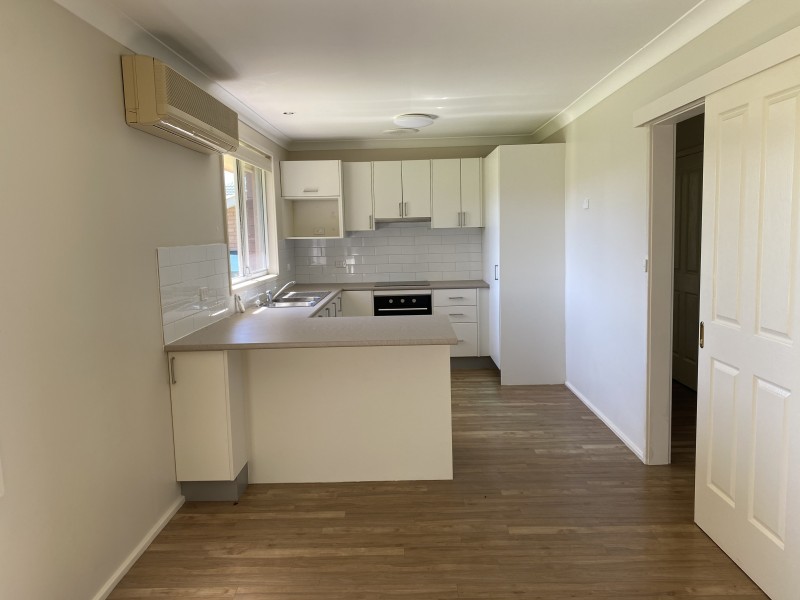 2 Bindon Close, Bomaderry NSW 2541