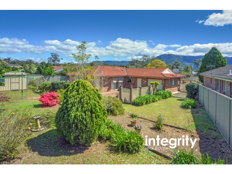 5 Hamilton Place, Bomaderry NSW 2541