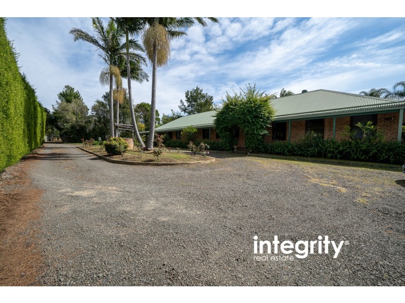 28 Elvin Drive, Bomaderry NSW 2541