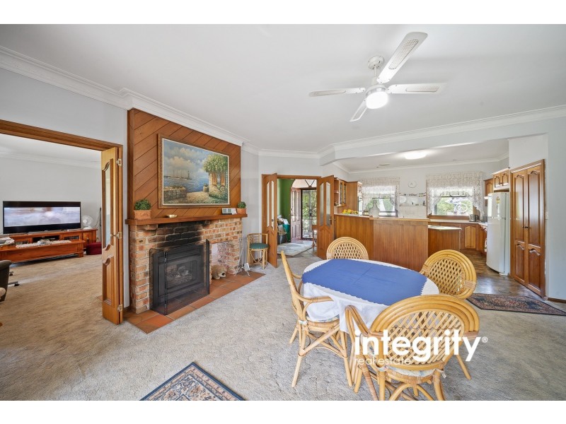 28 Elvin Drive, Bomaderry NSW 2541