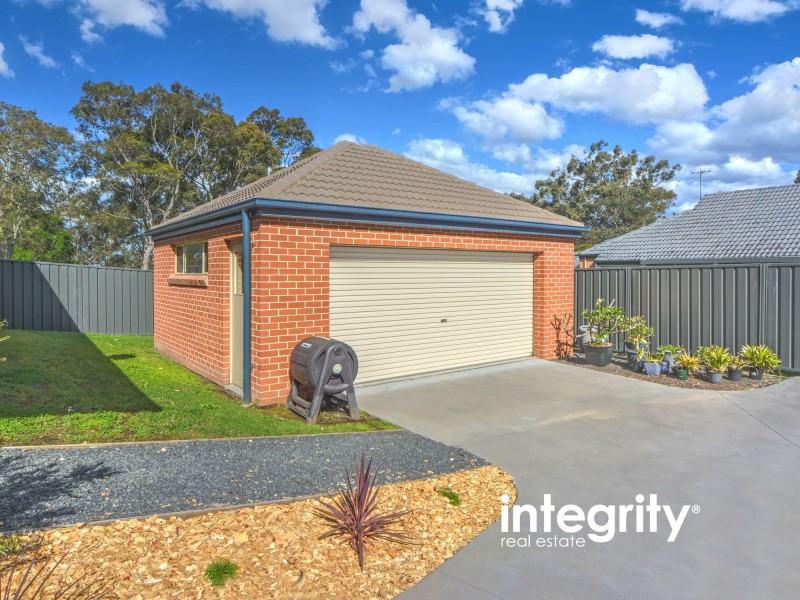 24/33 Lynburn Avenue, Bomaderry NSW 2541