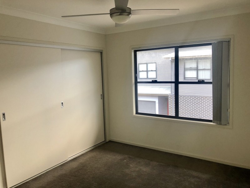 4/429A Princes Highway, Bomaderry NSW 2541