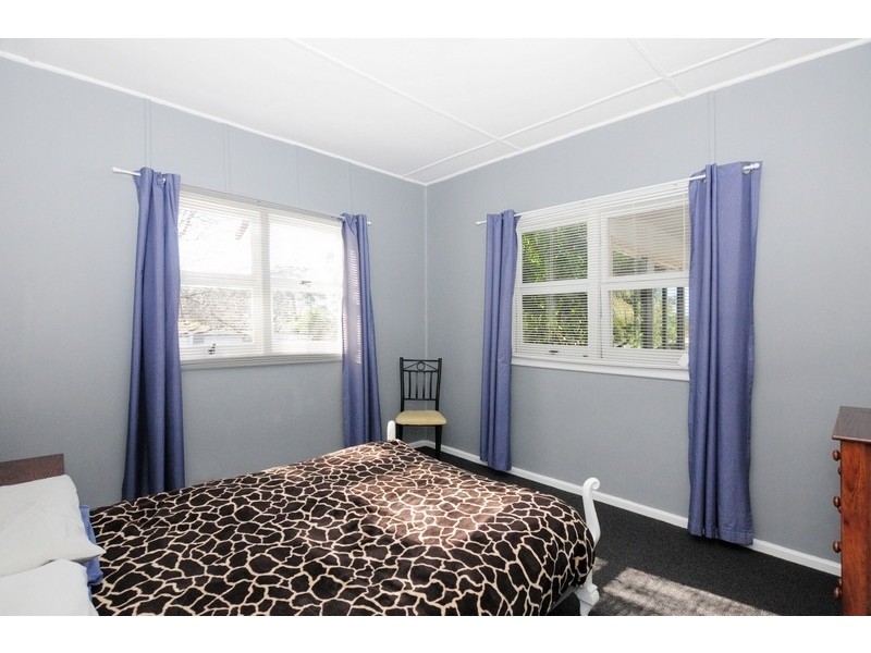 68 Wallace Street, Nowra NSW 2541