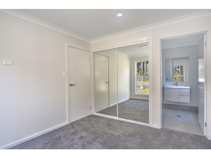 8/26-32 Cavanagh Lane, West Nowra NSW 2541