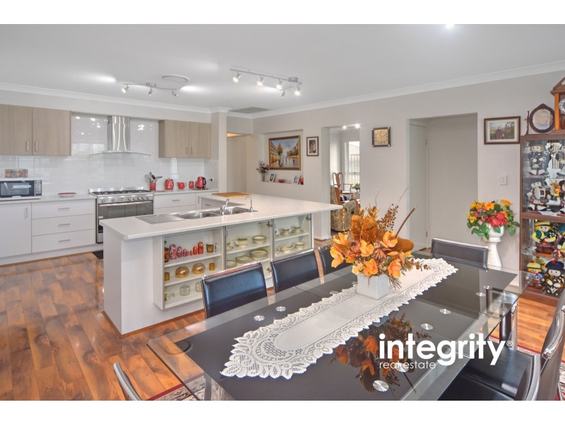 16 Hanover Close, South Nowra NSW 2541