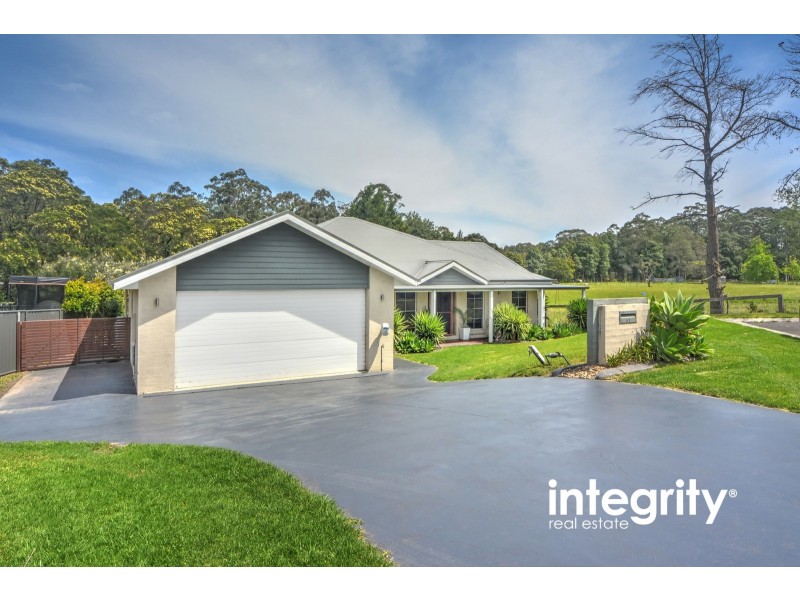 51 Emerald Drive, Meroo Meadow NSW 2540