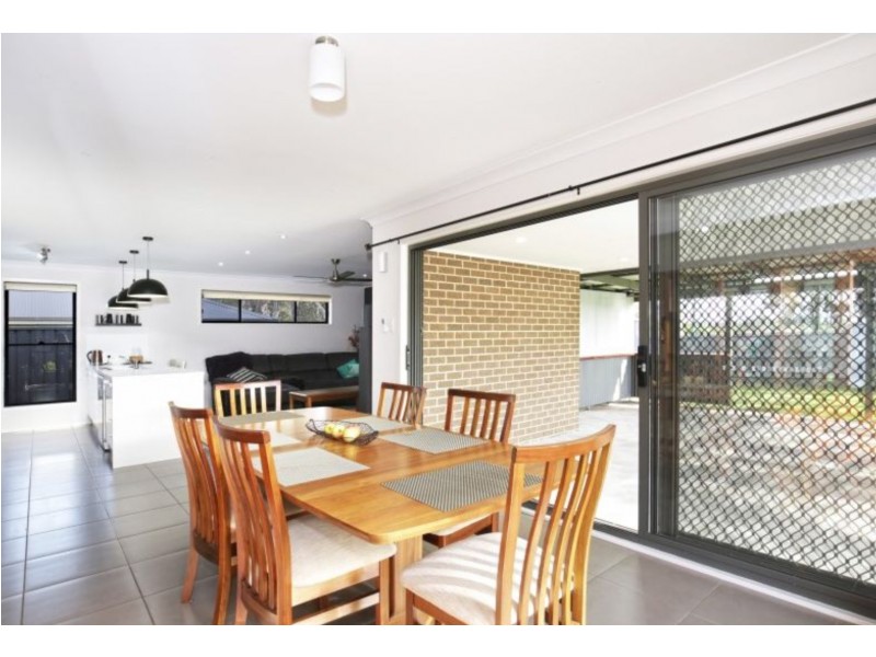 10 Bowerbird Street, South Nowra NSW 2541