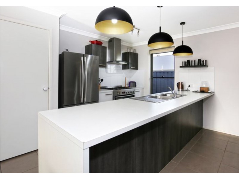 10 Bowerbird Street, South Nowra NSW 2541