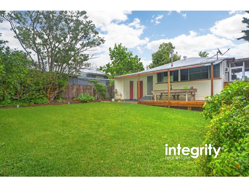 6 Spring Street, Nowra NSW 2541
