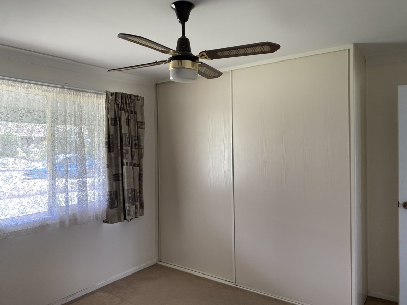 8 Lydon Crescent, West Nowra NSW 2541