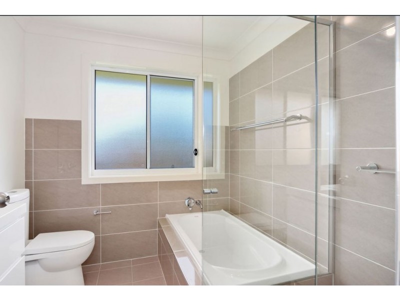 13C Junction Street, Nowra NSW 2541