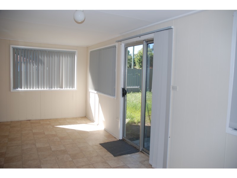 142 Cambewarra Road, Bomaderry NSW 2541