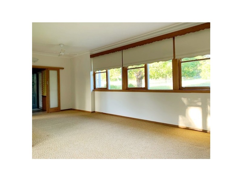 2 West street, Nowra NSW 2541