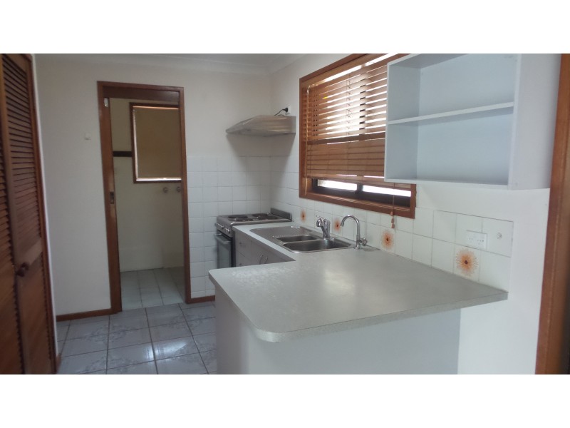 32 Park Road, Nowra NSW 2541