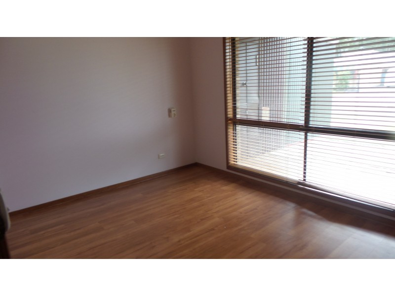 32 Park Road, Nowra NSW 2541