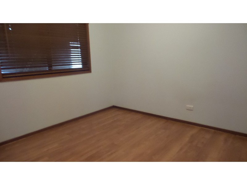 32 Park Road, Nowra NSW 2541