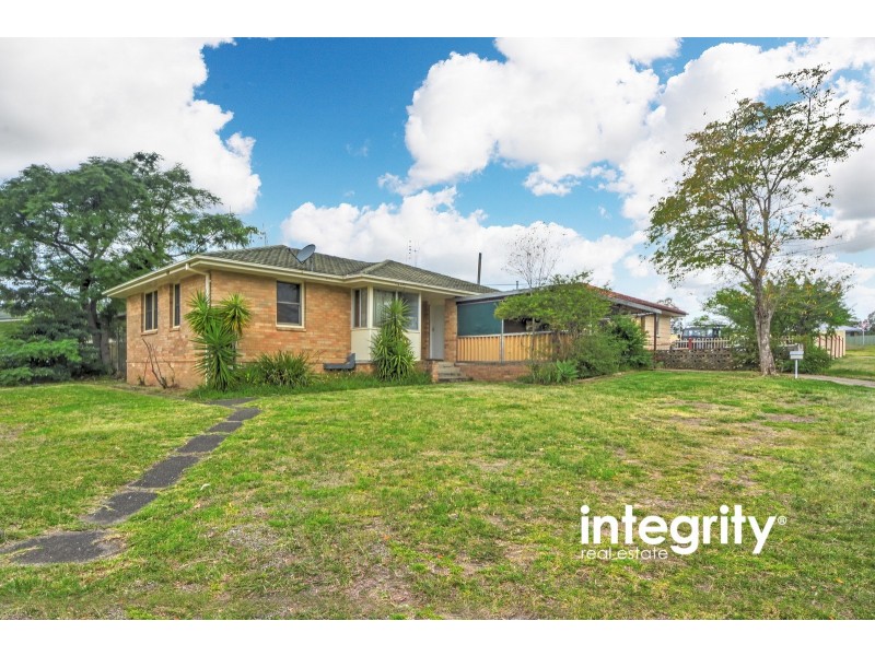2 Moresby Street, Nowra NSW 2541