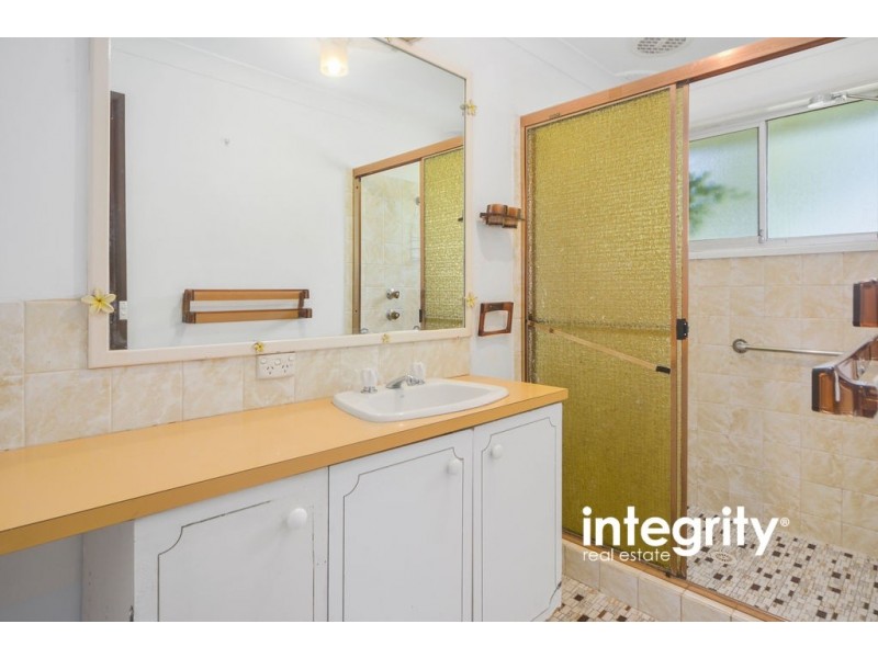 2 Castle Glen, North Nowra NSW 2541