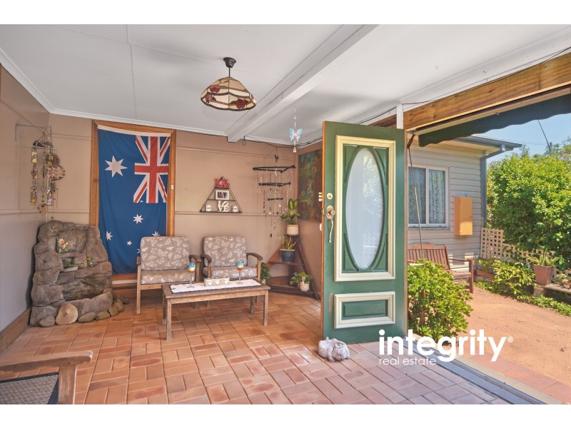 2 Hollands Road, Nowra NSW 2541