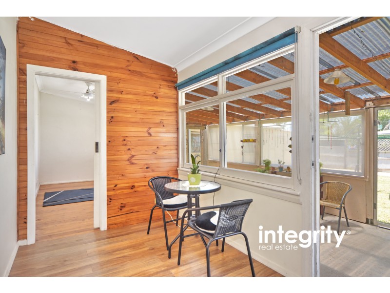 2 Hollands Road, Nowra NSW 2541