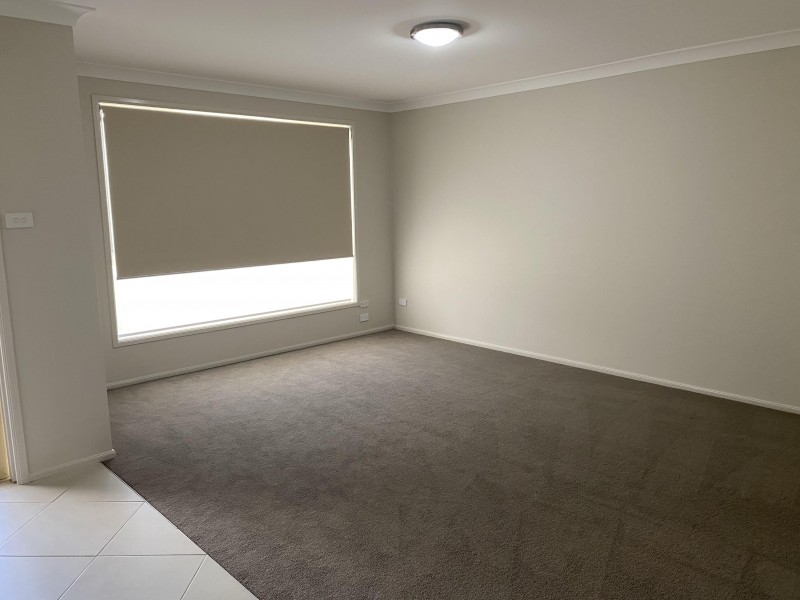 21 Hermes Crescent, Worrigee NSW 2540