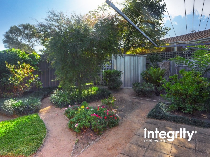 4/49 Brinawarr Street, Bomaderry NSW 2541