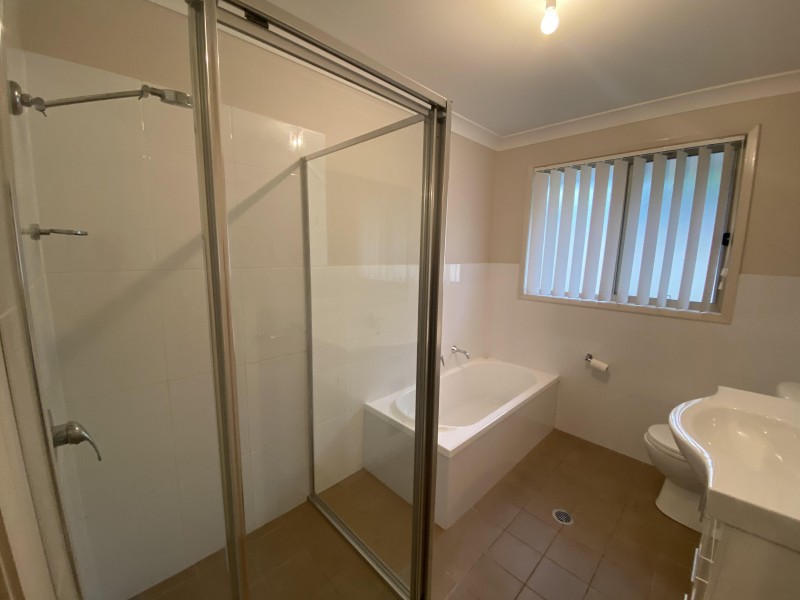 2/123A Meroo Road, Bomaderry NSW 2541