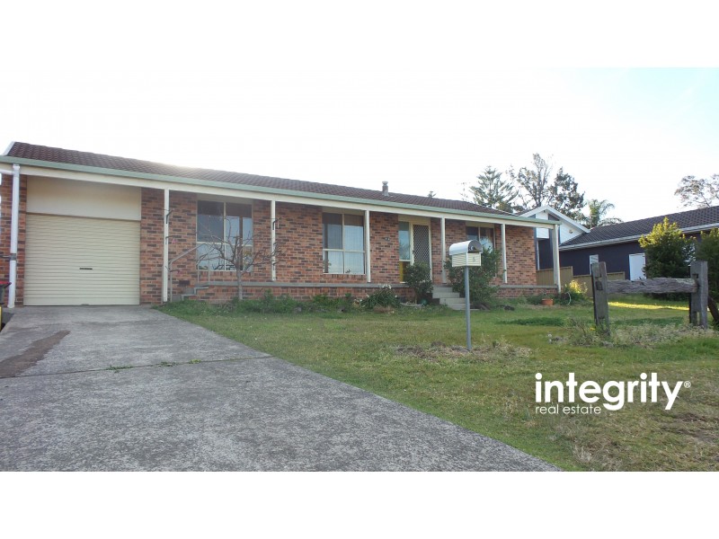 5 Lyndhurst Drive, Bomaderry NSW 2541