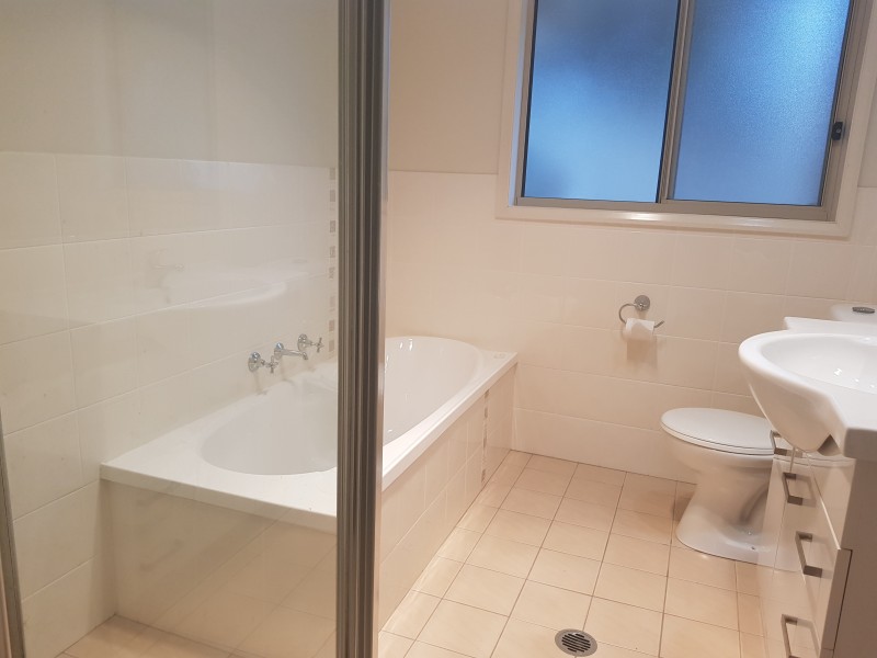 13 Neptune Place, Worrigee NSW 2540