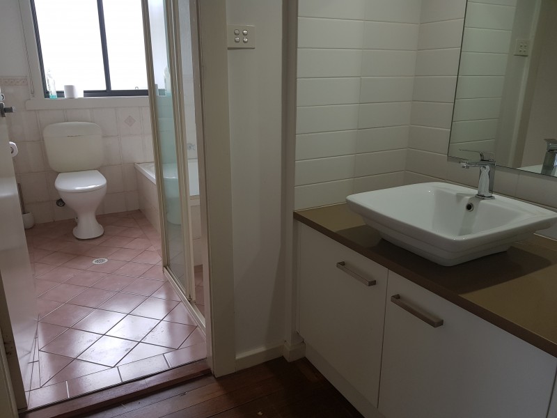 16 Osborne Street, Nowra NSW 2541