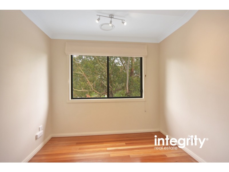 15 Nita Place, Bomaderry NSW 2541