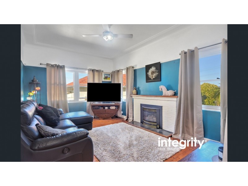 15 Cambewarra Road, Bomaderry NSW 2541