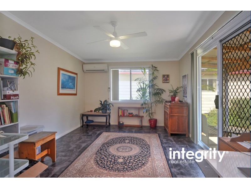 5 Leatham Avenue, Nowra NSW 2541