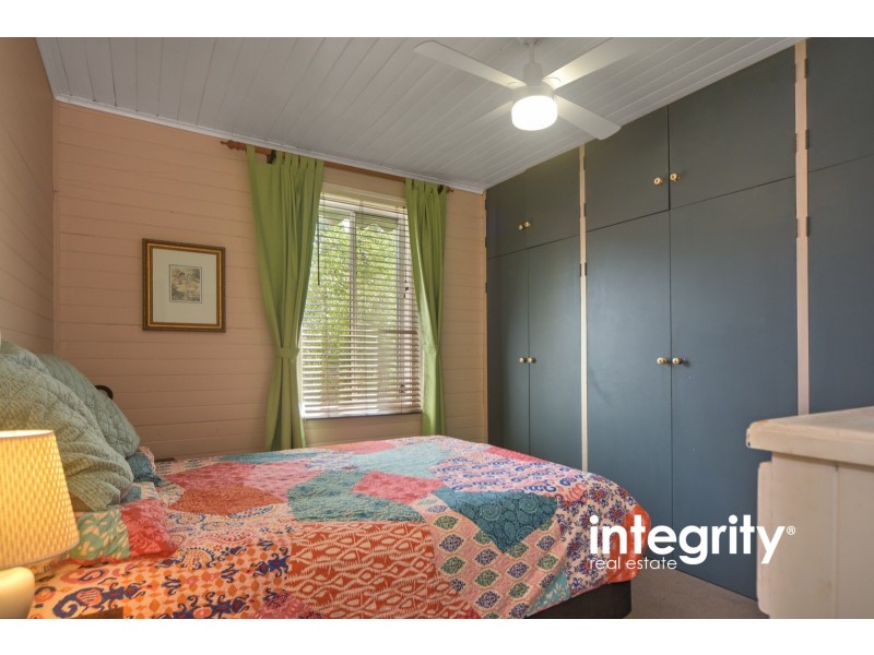 5 Leatham Avenue, Nowra NSW 2541