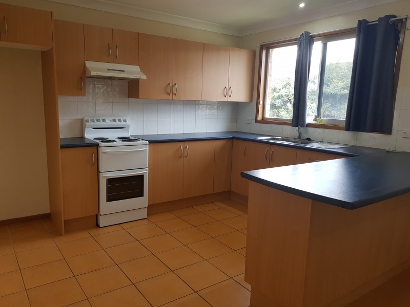 2/54 Bunberra Street, Bomaderry NSW 2541