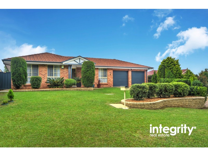 52 Yeovil Drive, Bomaderry NSW 2541